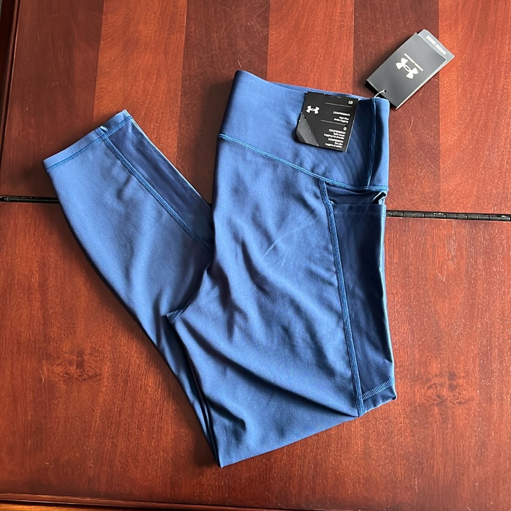 Under armour compression heat gear leggings size large